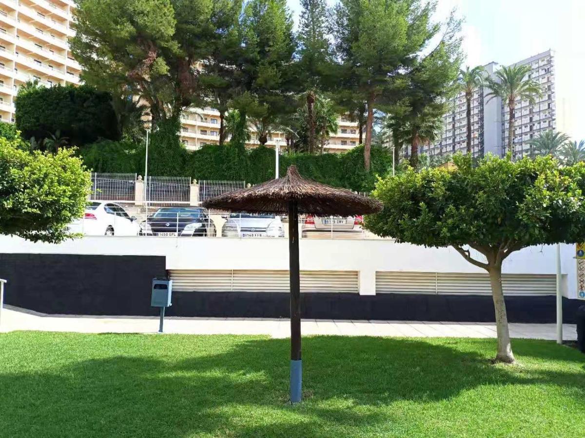 Holiday Apartment Torres Montecarlo Benidorm Luaran gambar